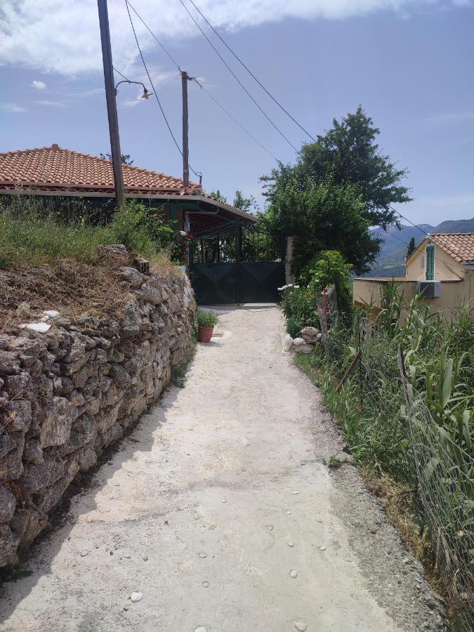 Πέτρινο Σπίτι Hotel Lazaráta Eksteriør billede